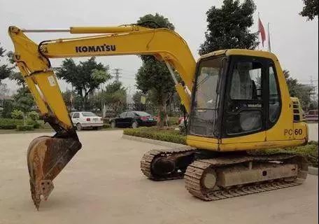 畅销型小型挖掘机_小型挖掘机推荐_小型挖掘机排行