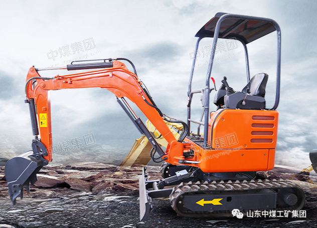挖掘小型机推荐哪个品牌_畅销型小型挖掘机_小型挖掘机推荐