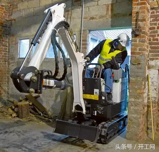 小型挖掘机宽是多少米_小型挖掘机宽度_宽度挖掘小型机图片大全
