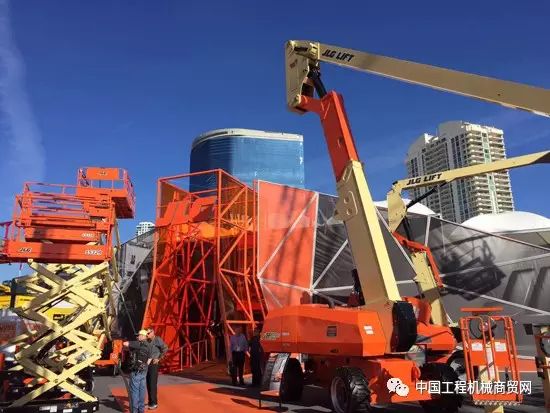 75轮式挖机参数_轮式挖机型号大全_轮式挖掘机规格型号