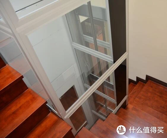 家用迷你小电梯，隐形不占地儿，老人轻松上下楼，太牛了