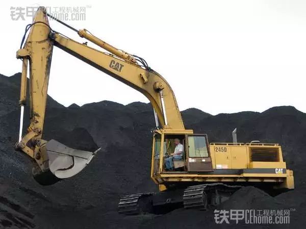 轮式挖掘机简笔画_轮式挖掘机简笔画图片_轮子挖掘机简笔画