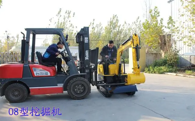 挖掘小型型号机有哪几种_小型挖掘机系列_小型挖掘机都有什么型号
