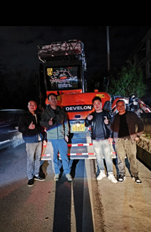 轮式挖掘机需要什么驾驶证_驾驶挖掘证轮式机需要什么证件_驾驶轮式挖掘机需要什么驾驶证
