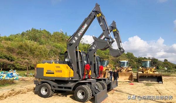轮式二手机挖掘机_二手轮式挖掘机转让_二手轮式挖掘机2-5万