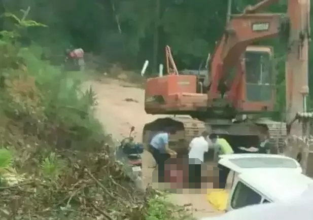 轮式挖掘机厂家批发_轮式挖掘机价格_挖掘轮式机价格多少钱