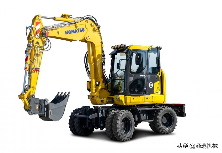 江苏2021年8月—小松欧洲推出 PW98MR-11 轮式中型挖掘机